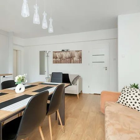 Scandinavian Style In Near Centre By Renters * 그디니아